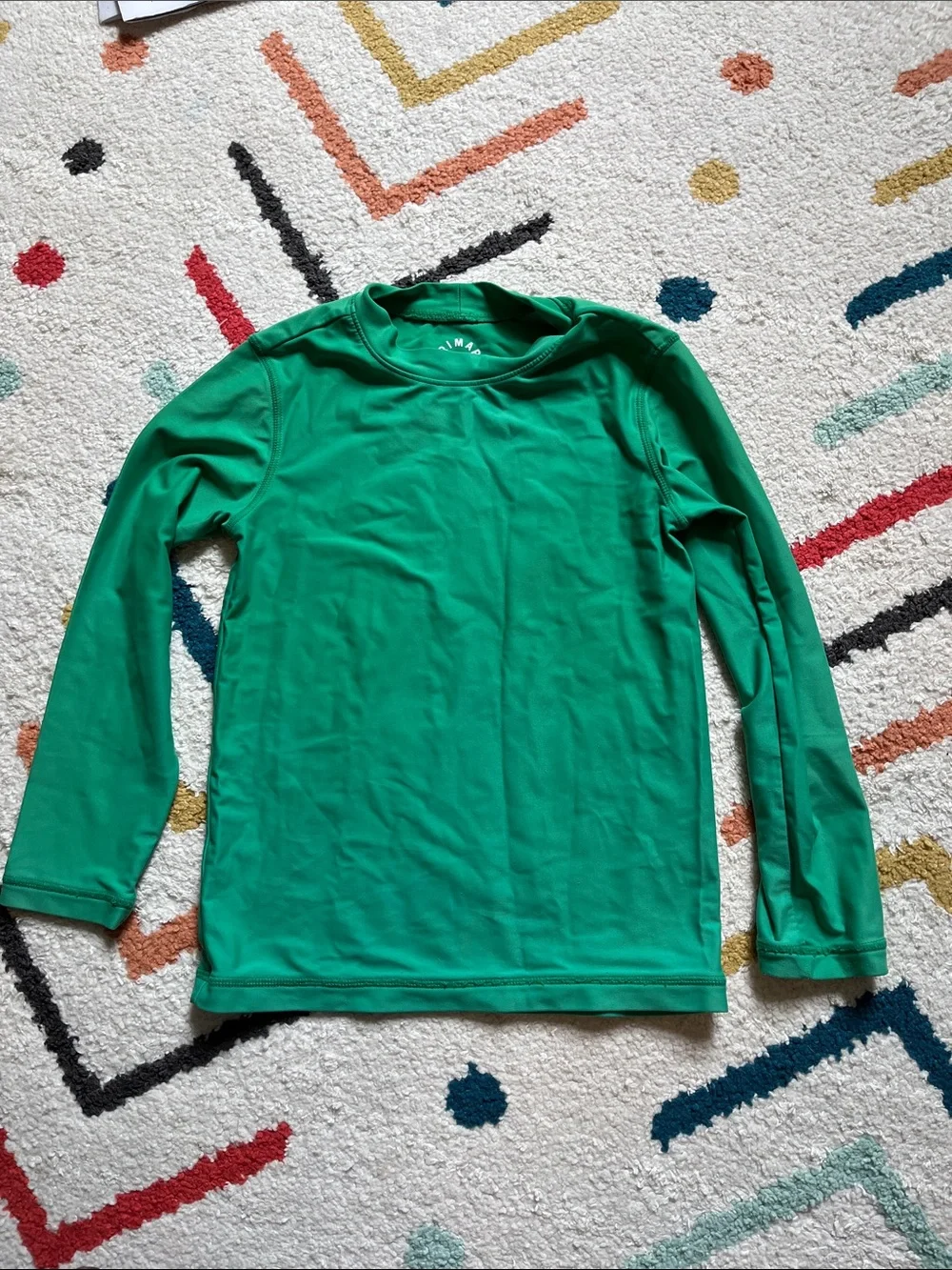 Bundle of 2 rashguards 4-5